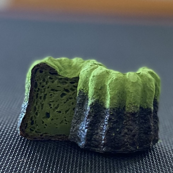 カヌレ 抹茶